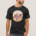 Camiseta Marselha França City Skyline Emblem<br><div class="desc">Design de arte colorida e minimalista de Marselha,  com monumentos e marcos da cidade na França.</div>