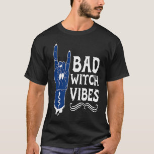 Camiseta Más Vibrações de Bruxa Má Cool Goth Rock And Roll