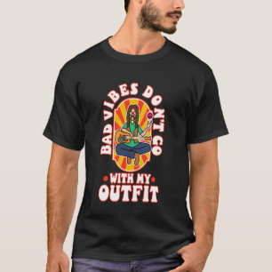 Camiseta Más vibrações não combinam com meu look