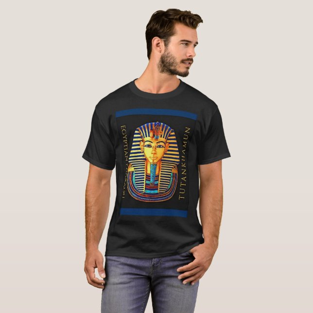 Camiseta Máscara Dourada do antigo Faraó Egípcio Tutankhamu (Frente Completa)