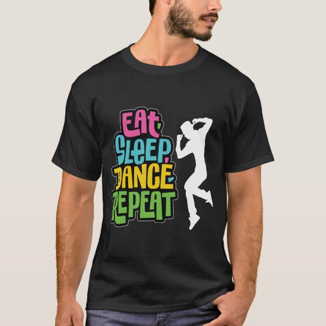 Camiseta masculina de design fofo comer dormir dan (Frente)