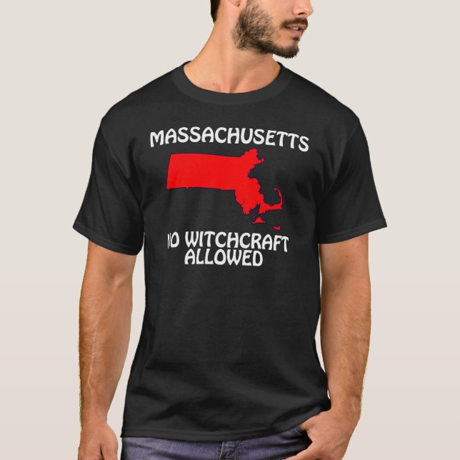 Camiseta Massachusetts - Bruxaria Não Permitida (Frente)