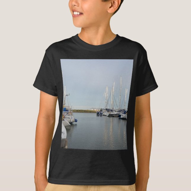 Camiseta Mástiles Iluminados pelo Sol (Frente)