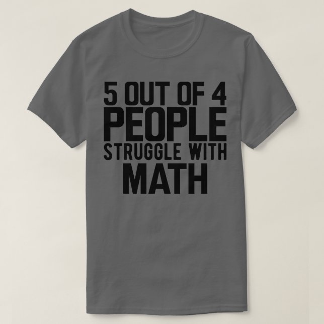 Camiseta Matemática 5 em 4 pessoas de luta com matemática 1 (Frente do Design)
