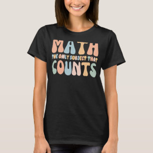 Camiseta Matemática é o único assunto que conta com profess