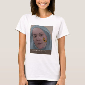 Camiseta Matilda wiþ a buterflie
