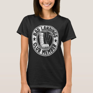 Camiseta Mau Membro do Clube de Aterros Começa Bem Ferido Q