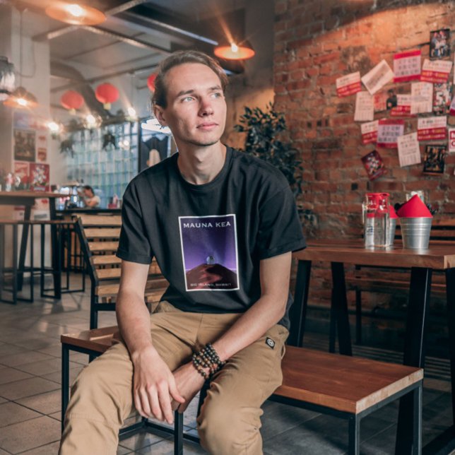 Camiseta Mauna Kea Starry Sky Retro Poster T-Shirt  (Criador carregado)