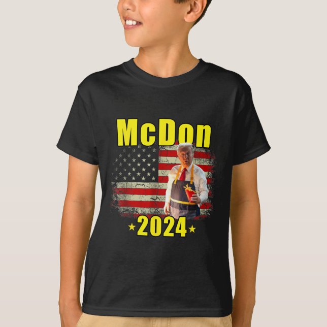 Camiseta Mcdon 2024 Funny Donald Trump French Fry Cooking F (Frente)