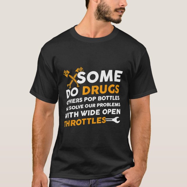 Camiseta Mecânico Resolvemos O Problema Com Amplas Limitaçõ (Frente)