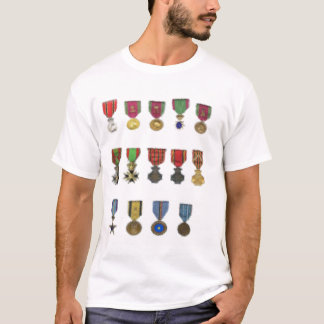 CAMISETA MEDALHAS MILITARES