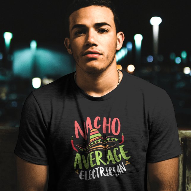 Camiseta Média Elétrica de Nacho Divertido (Criador carregado)
