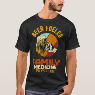Camiseta Medicamento Familiar Alimentado Com Cerveja Médico