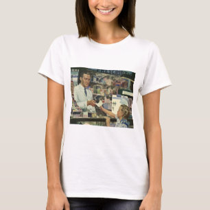 Camiseta Medicina Antiga, Farmacêutico e Menina na Farmácia