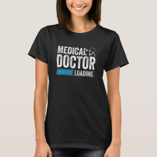 Camiseta Médico Carregando Biolo Médico da Escola Med