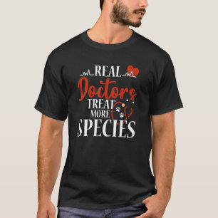 Camiseta Médicos Verdadeiros Tratam Mais Espécies Veterinár