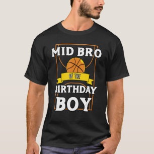 Camiseta Médio Irmão Do Aniversário De Basquete De Aniversá