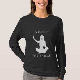 Camiseta Meditação De Yoga De 6 Pés De Distância Das Mulher