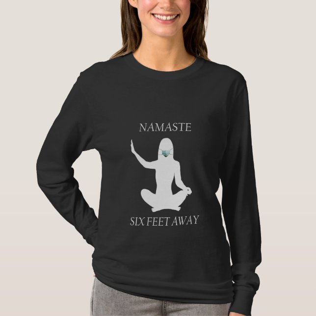 Camiseta Meditação De Yoga De 6 Pés De Distância Das Mulher (Frente)