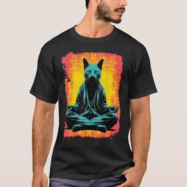 Camiseta Meditação de Yoga Gato Negro Engraçado (Frente)