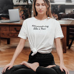 Camiseta Meditação Espiritual Namaste Yoga Cotação Engraçad<br><div class="desc">Esta camiseta Namaste é a mistura perfeita de humor e espiritualidade. O texto em negrito diz "Nomeação como chefe". A citação engraçada é acompanhada por uma fonte e design lúdico, fazer-a como uma adição divertida e exclusiva a qualquer armário. Quer você seja um iogi condimentado ou apenas buscando uma maneira...</div>