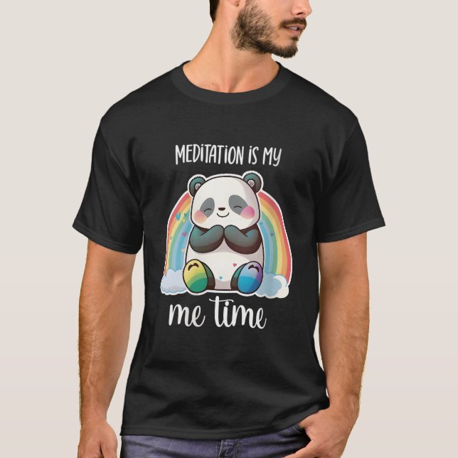 Camiseta Meditating Panda Bear Yoga Meditating Panda Medita (Frente)