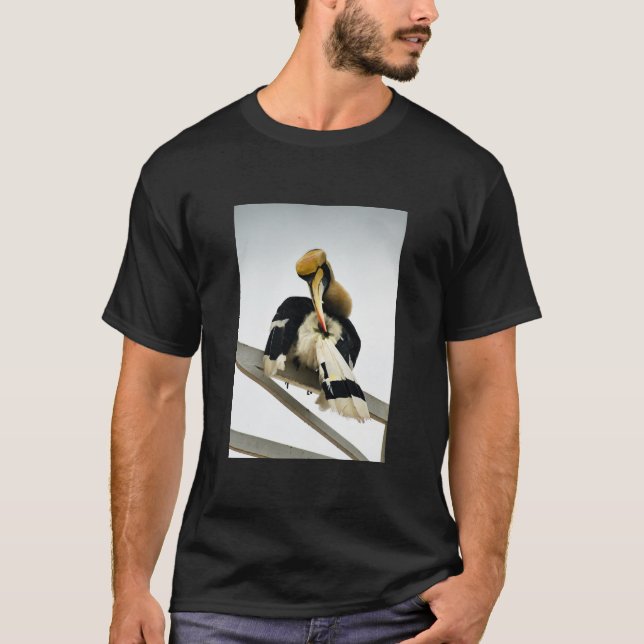 Camiseta Meeting with the Great Hornbill:Icon of Phnom Penh (Frente)