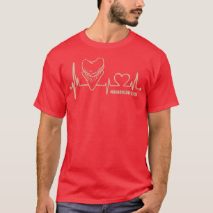 Camiseta Megalodon ama caçador fóssil de tubarão pulsante