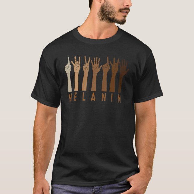 Camiseta Melanina Todas As Sombras Adoram Sua Pele Negra (Frente)