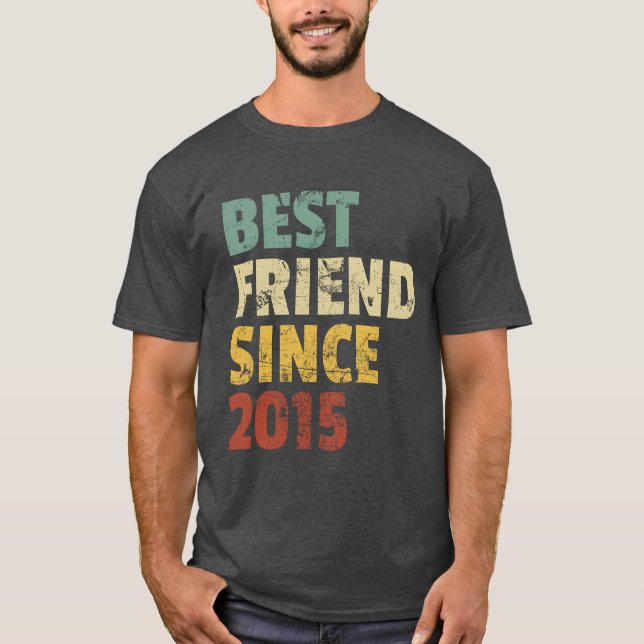 Camiseta Melhor Amigo Desde 2015 Slogan frien (Frente)