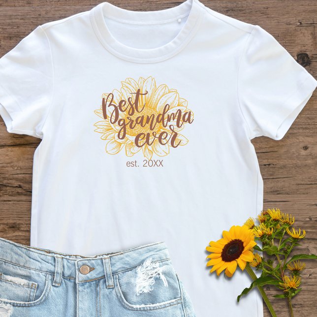 Camiseta Melhor Avó Est De Girassol Amarelo. Ano (Best Grandma Ever Yellow Sunflower Est. Year T-Shirt)