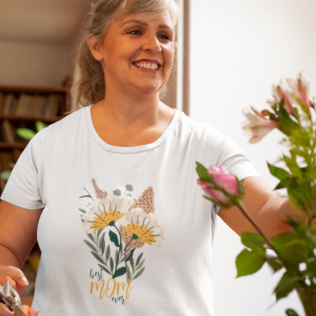 Camiseta Melhor Mãe Nunca (Criador carregado)