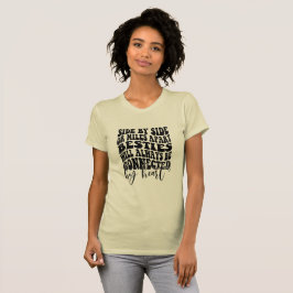 Camiseta Melhores Amigas Sempre Serão Conectadas Pelo Coraç