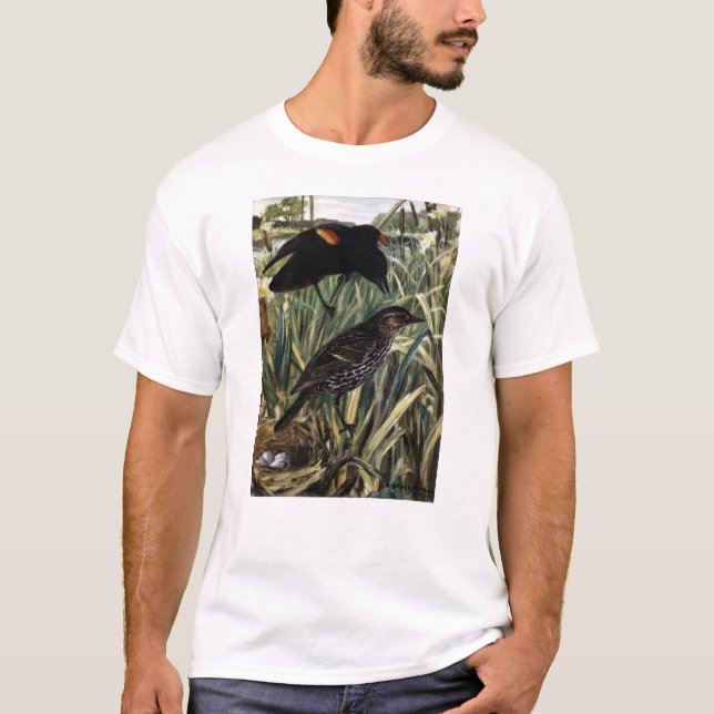 Camiseta Melros e ninho Vermelho-Voados nos Cattails (Frente)