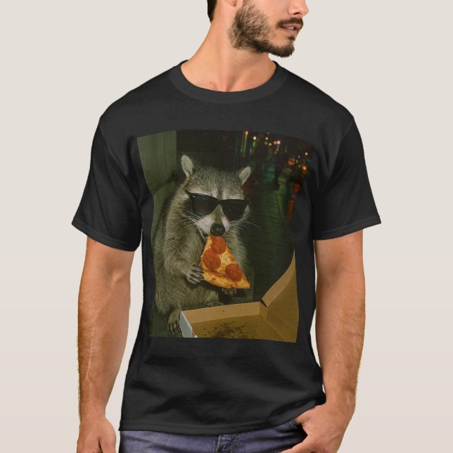 Camiseta Meme de Guaxinim Comendo Pizza (Frente)