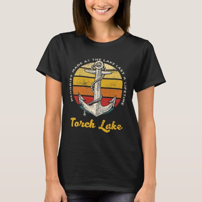 Camiseta Memories At Torch Lake Last A Lifetime Camping Vac (Frente)