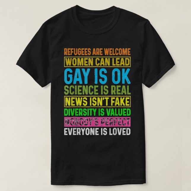 Camiseta Men Women Refugees Are Welcome Women Can Lead Gay  (Frente do Design)
