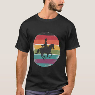 Camiseta Menina Cavalgando Silhueta do Cavalo Pôr do Sol Re