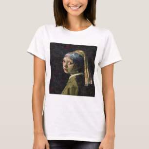 Camiseta Menina Com Morango A Ouvir Belas Artes