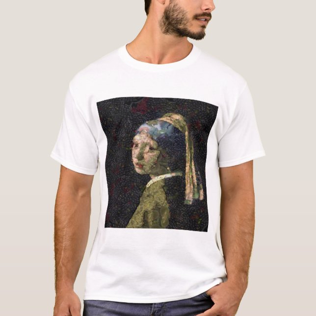 Camiseta Menina Com Morango A Ouvir Belas Artes (Frente)