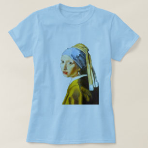 Camiseta menina com um brinco da pérola