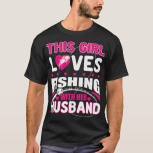 Camiseta Menina da Vida Pirata fumando um cachimbo