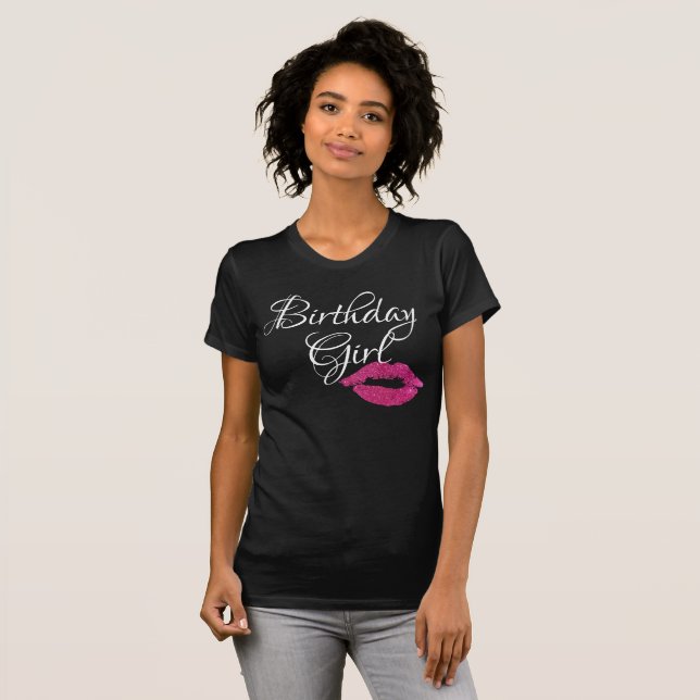 Camiseta Menina de Aniversário Lábios Brilho Rosa Brilho Pr (Frente Completa)