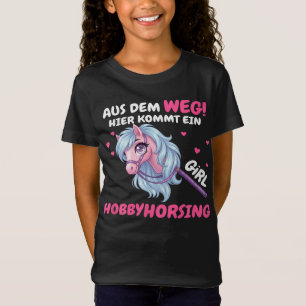 Camiseta Menina de Hobby Horsing fora do caminho