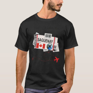 Camiseta Menina de Saguenay Cartão de Embarque de Saguenay