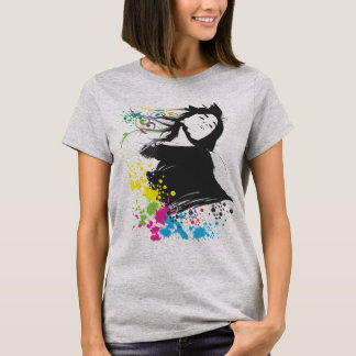 Camiseta Menina e cores.