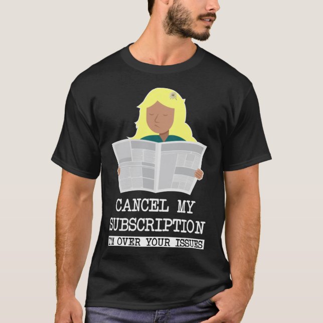 CAMISETA MENINA LENDO CANCELAR MINHA ASSINATURA - EU ESTOU  (Frente)
