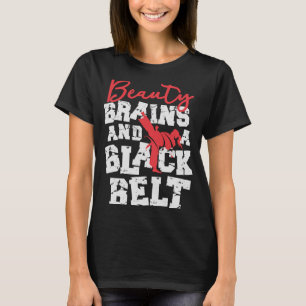 Camiseta Menina Marcial Bela Cérebro E Cinturão Negro