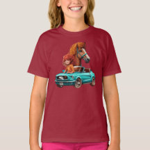 Menina Ruiva Com Cavalo De Pônea De Carro Mustang