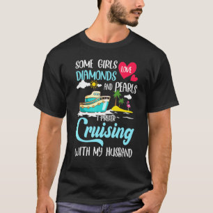 Camiseta Meninas Adoram Pérolas Eu Prefiro Cruzar Com Meu M